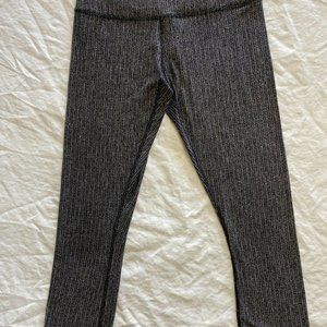 Lululemon 4 Capri Black White Heathered Marled